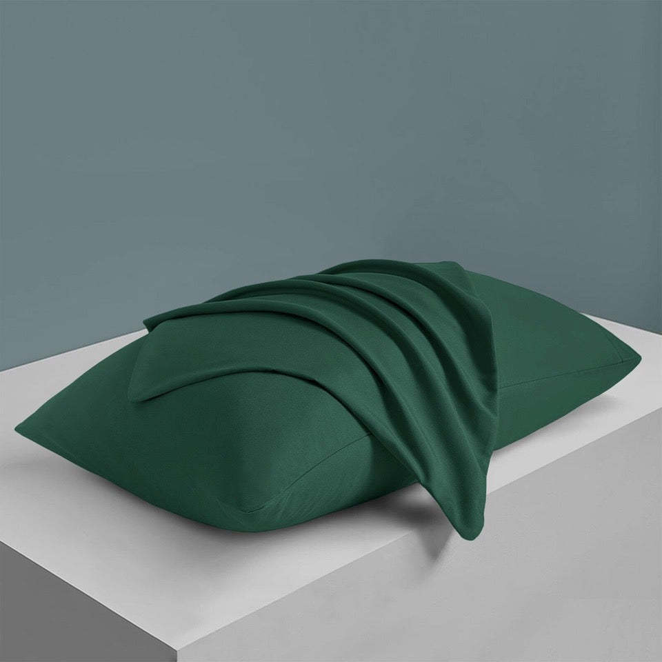Ultra-Soft Premium Microfibre Pillowcases - Pair of Plain Housewife Pillow Covers